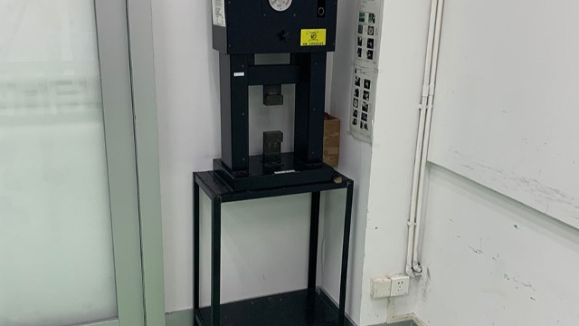 穆棱儀器設(shè)備搬運公司推動滑板企業(yè)發(fā)展