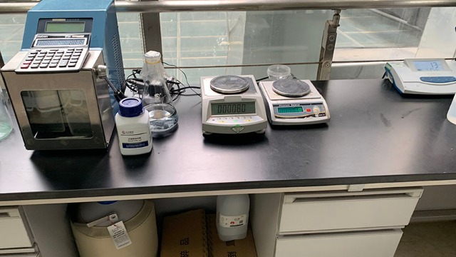 香格里拉市實驗室設備搬遷參與退耕還林