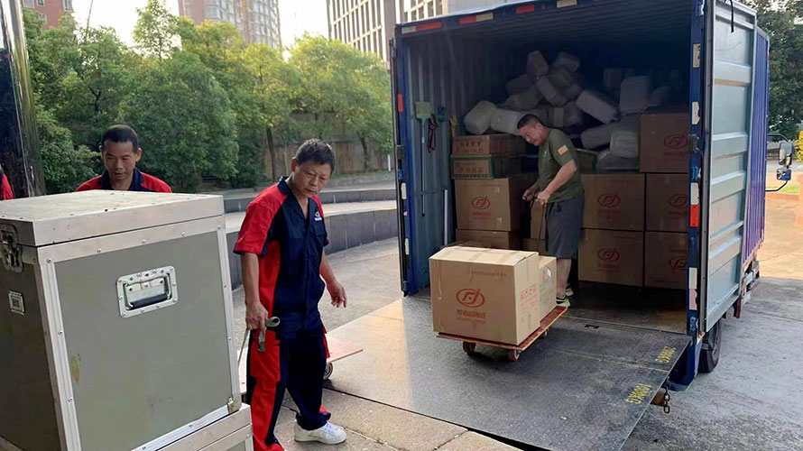 疾控中心儀器設(shè)備搬遷之搬運(yùn)