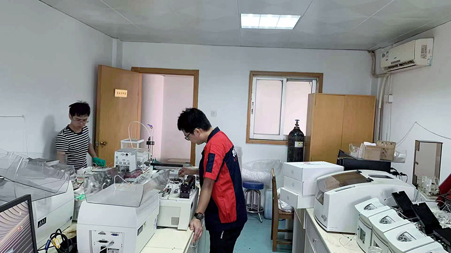 實(shí)驗(yàn)室搬家